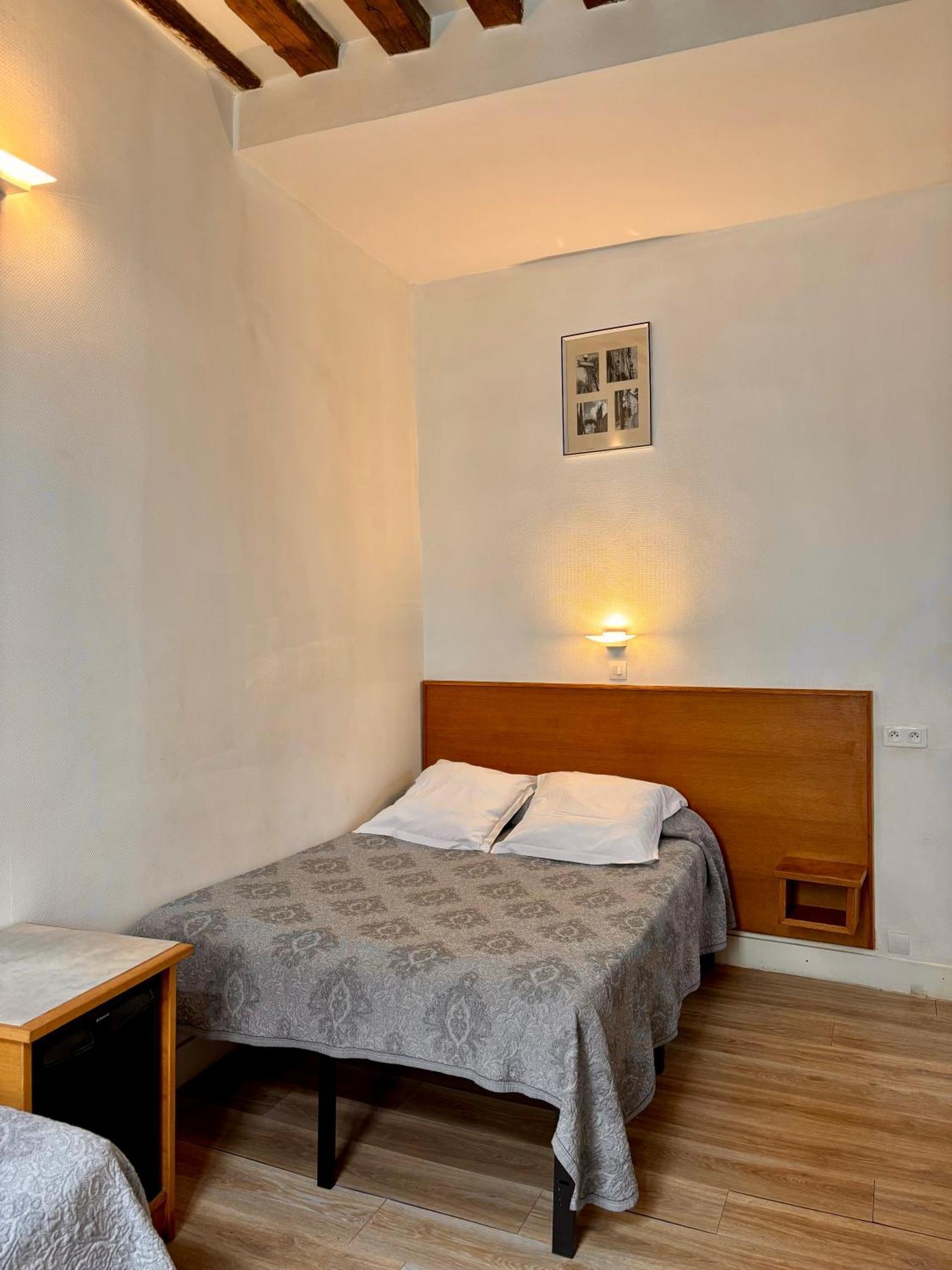 Hotel Des Fontaines Párizs Kültér fotó