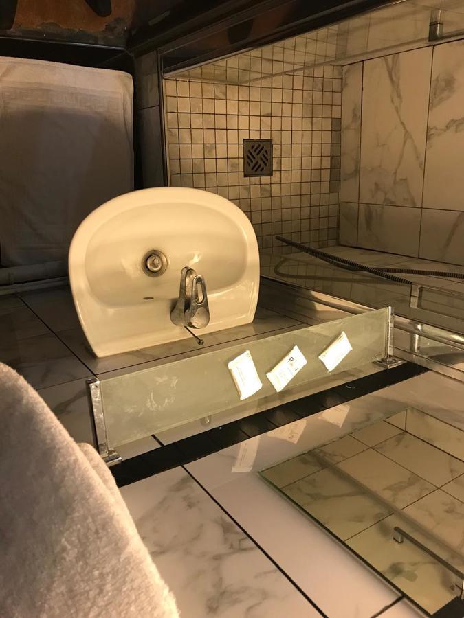 Hotel Des Fontaines Párizs Kültér fotó